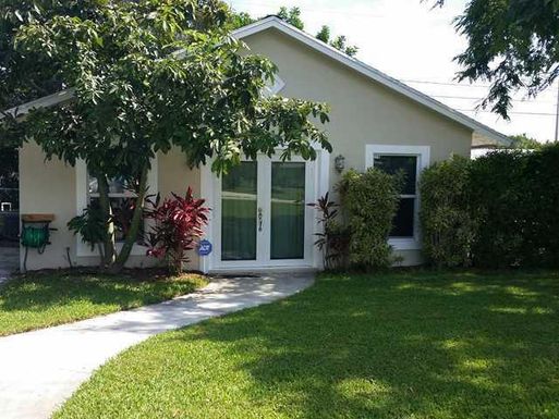 12830 Circle, Hobe Sound, FL 33455