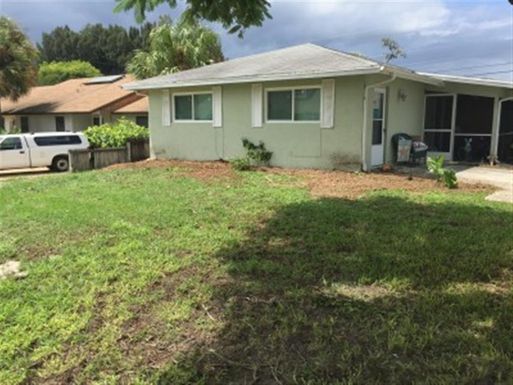 8391 Pine, Hobe Sound, FL 33455