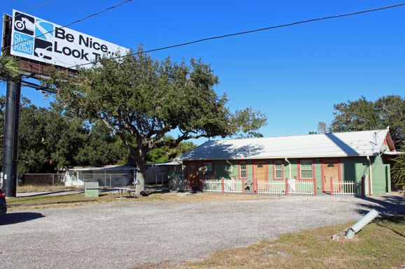 4004 Us Highway 1, Fort Pierce, FL 34946