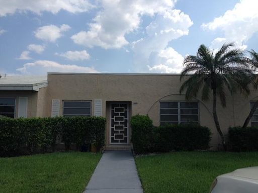 8836 Belle Aire, Boca Raton, FL 33433