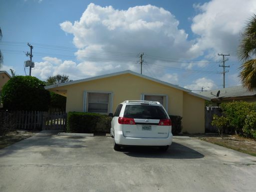 1719 J, Lake Worth Beach, FL 33460