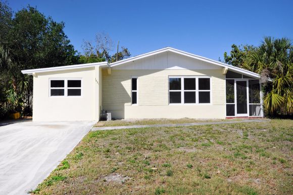 1635 43rd, West Palm Beach, FL 33407