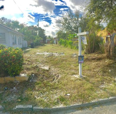 319 D, Lake Worth, FL 33460