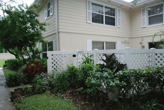 8143 Bridgewater, West Palm Beach, FL 33406