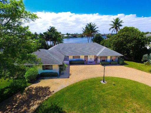 1135 Bowline, Vero Beach, FL 32963