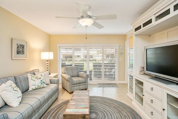 1198 Hillsboro Mile, Hillsboro Beach, FL 33062