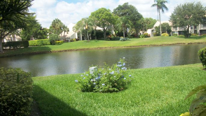 2110 Bridgewood, Boca Raton, FL 33434