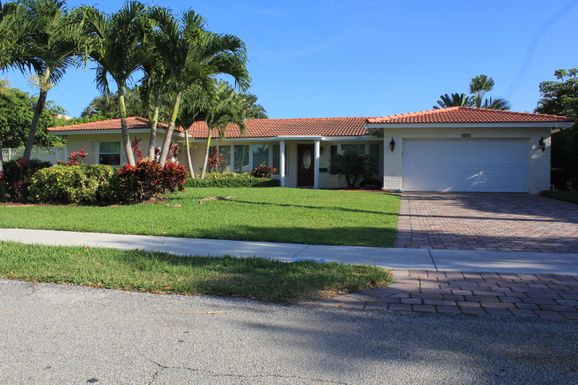 2930 39th, Lighthouse Point, FL 33064