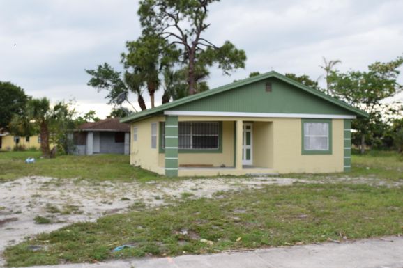 805 22nd, Fort Pierce, FL 34950