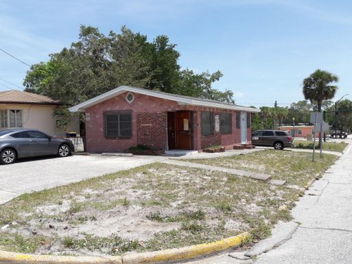 506 7th N, Fort Pierce, FL 34950