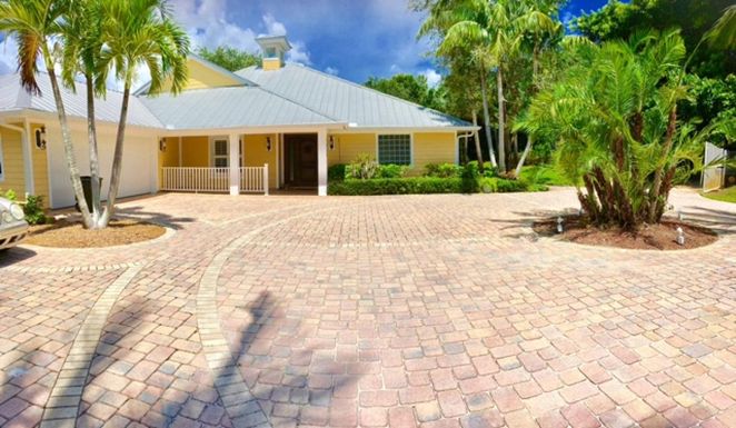 3020 Saint Lucie, Stuart, FL 34997