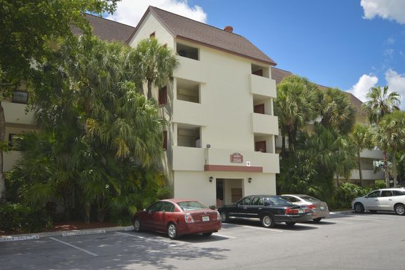 12568 Shoreline, Wellington, FL 33414