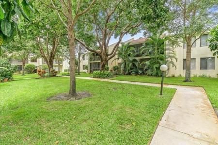 150 Pineview, Jupiter, FL 33469