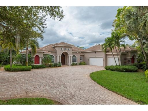 130 Willow Lake, Stuart, FL 34997