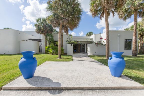 15835 Imperial Point, Wellington, FL 33414