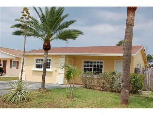 3730 18, Pompano Beach, FL 33064