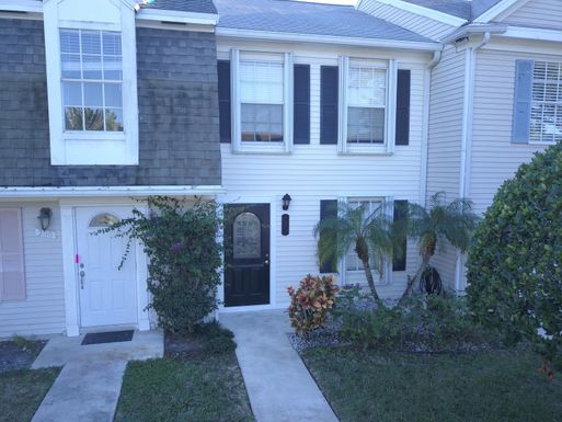 202 Old English, Jupiter, FL 33458