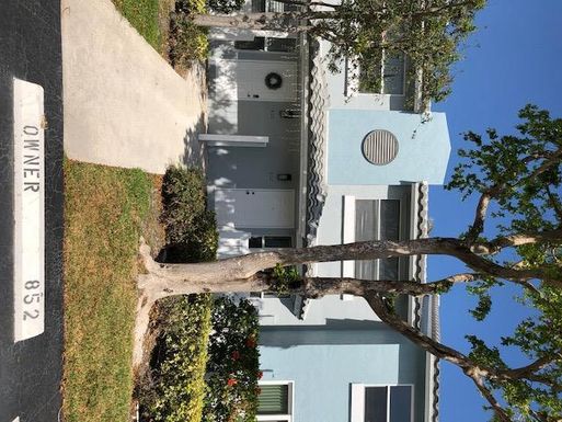 852 Jeffery, Boca Raton, FL 33487