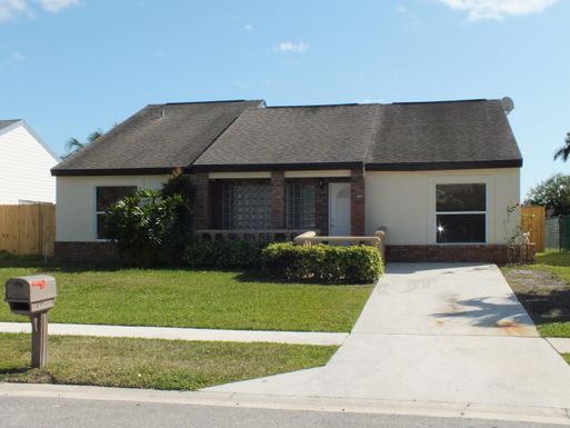 7926 Blackwood, Lake Worth, FL 33467