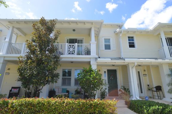 3290 Mallory, Jupiter, FL 33458
