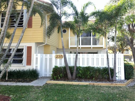 235 Seabreeze, Jupiter, FL 33477