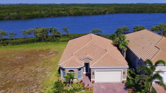 1844 Wildcat Cove Dr., Hutchinson Island, FL 34949