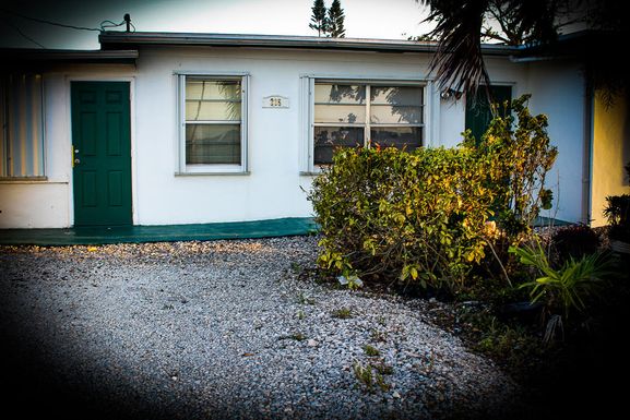 205 2nd, South Bay, FL 33493