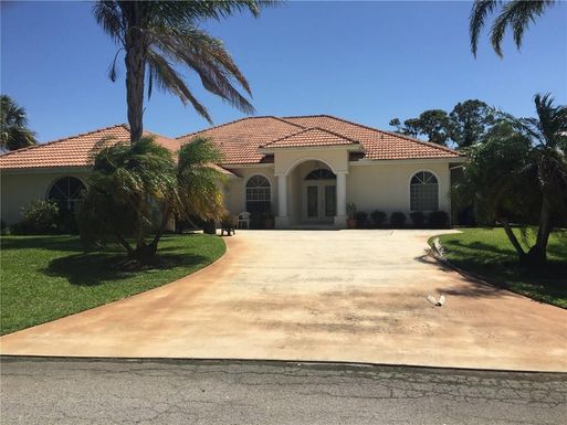 373 Bob, Sebastian, FL 32958