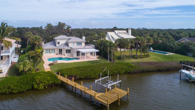 1001 Indian Mound, Vero Beach, FL 32963