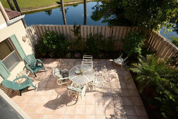4175 Village, Delray Beach, FL 33445