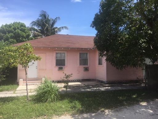 245 4th, Delray Beach, FL 33483