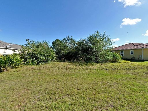 5833 Coosa, Port Saint Lucie, FL 34986