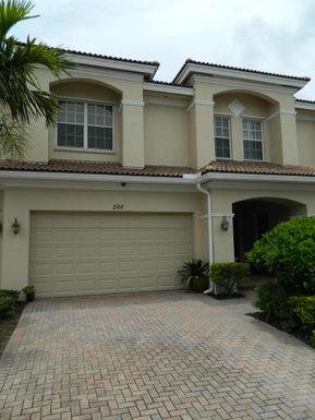 266 Walking, Stuart, FL 34997