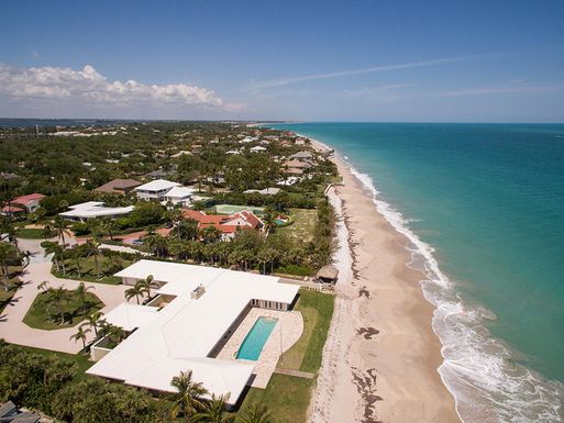 2135 Porpoise Point, Vero Beach, FL 32963