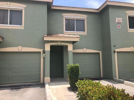 320 Crestwood, Royal Palm Beach, FL 33411