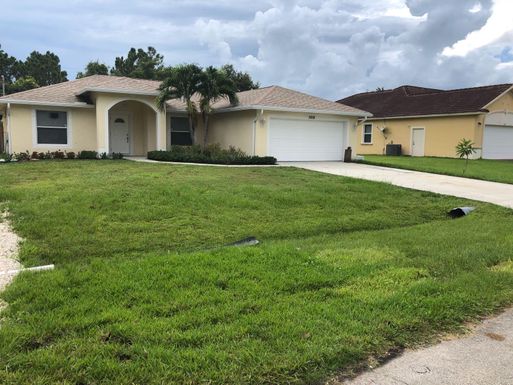 3008 Circle, Port Saint Lucie, FL 34953