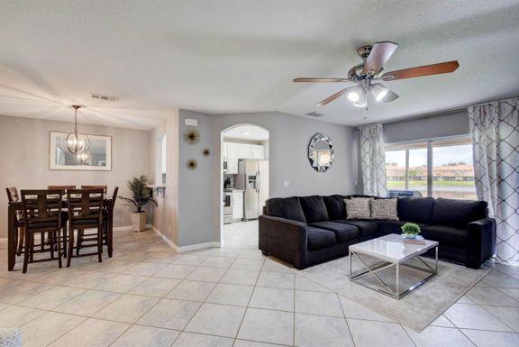 5505 Crossing Rocks, Riviera Beach, FL 33407