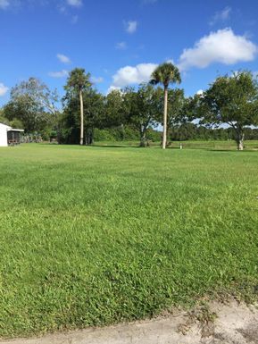 4937 42nd, Okeechobee, FL 34974