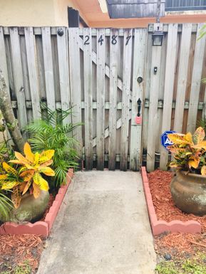 2487 Waterside, Lake Worth, FL 33461