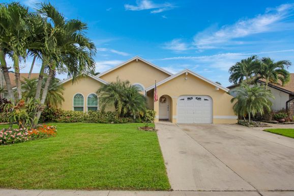 22739 Pickerel, Boca Raton, FL 33428