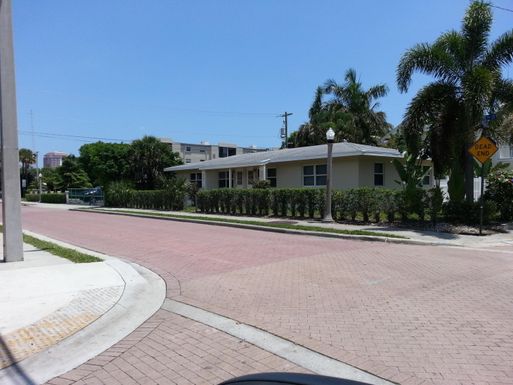 1616 Olive, West Palm Beach, FL 33401