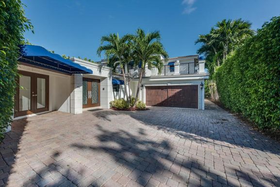 943 Lake Wyman, Boca Raton, FL 33431