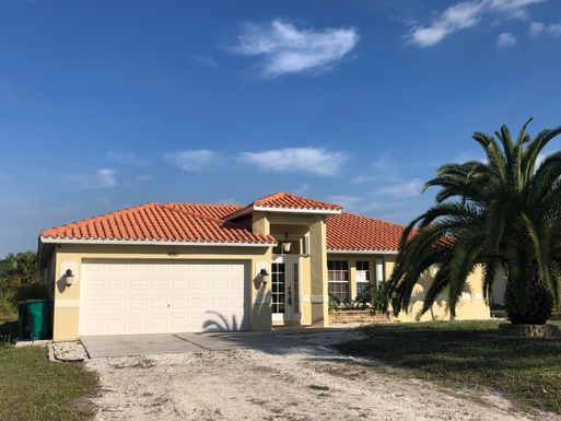 480 16th, Naples, FL 34117