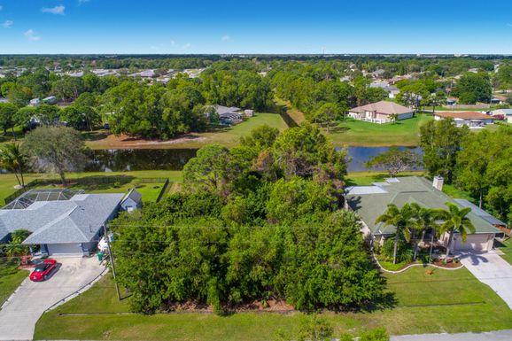 2326 West Blackwell, Port Saint Lucie, FL 34953