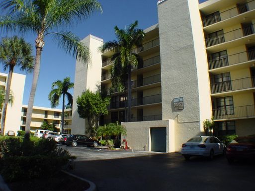 7 Royal Palm, Boca Raton, FL 33432