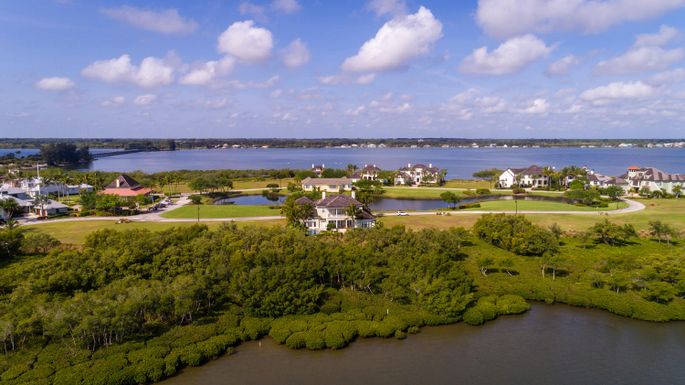 9230 Marsh Island, Vero Beach, FL 32963