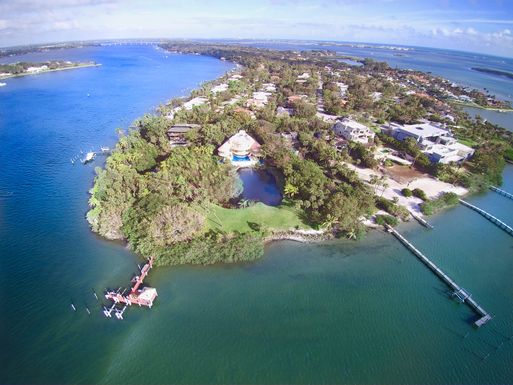 49 High Point, Sewalls Point, FL 34996