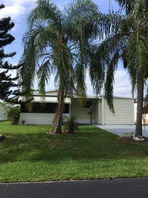 2581 Pontiac, Stuart, FL 34997