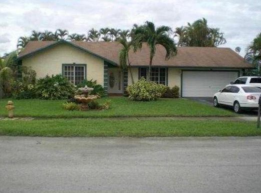 215 199th, Miami, FL 33179