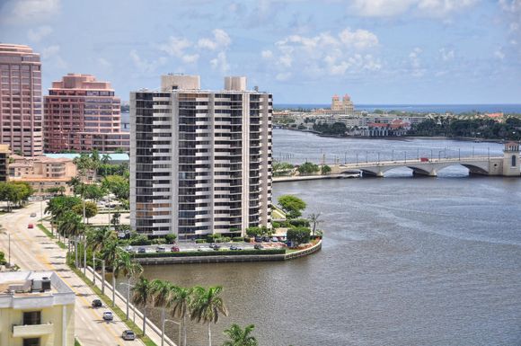 1200 Flagler, West Palm Beach, FL 33401